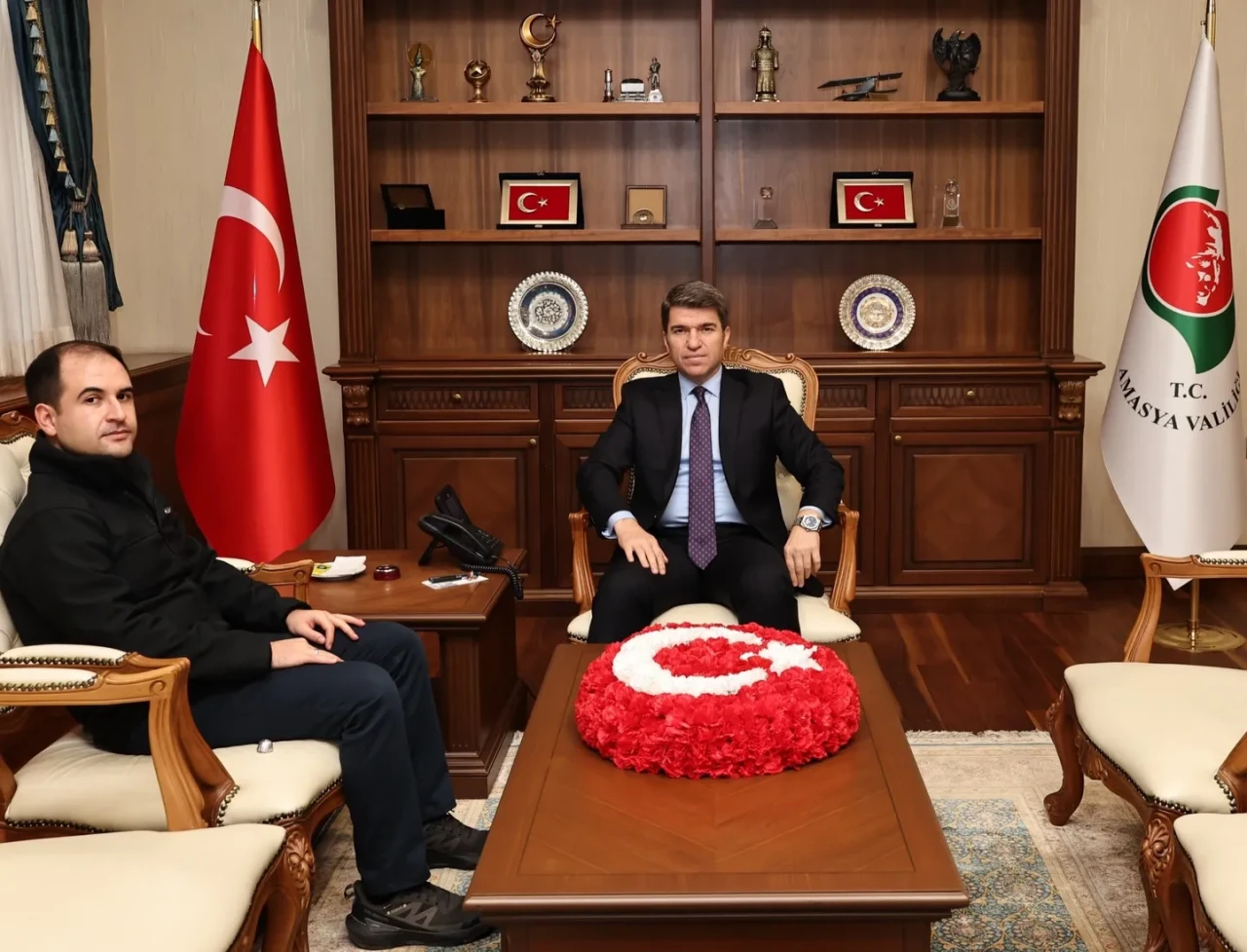 Bekilli Kaymakamı Ferdi Akgün’den Vali Bakan’a Ziyaret