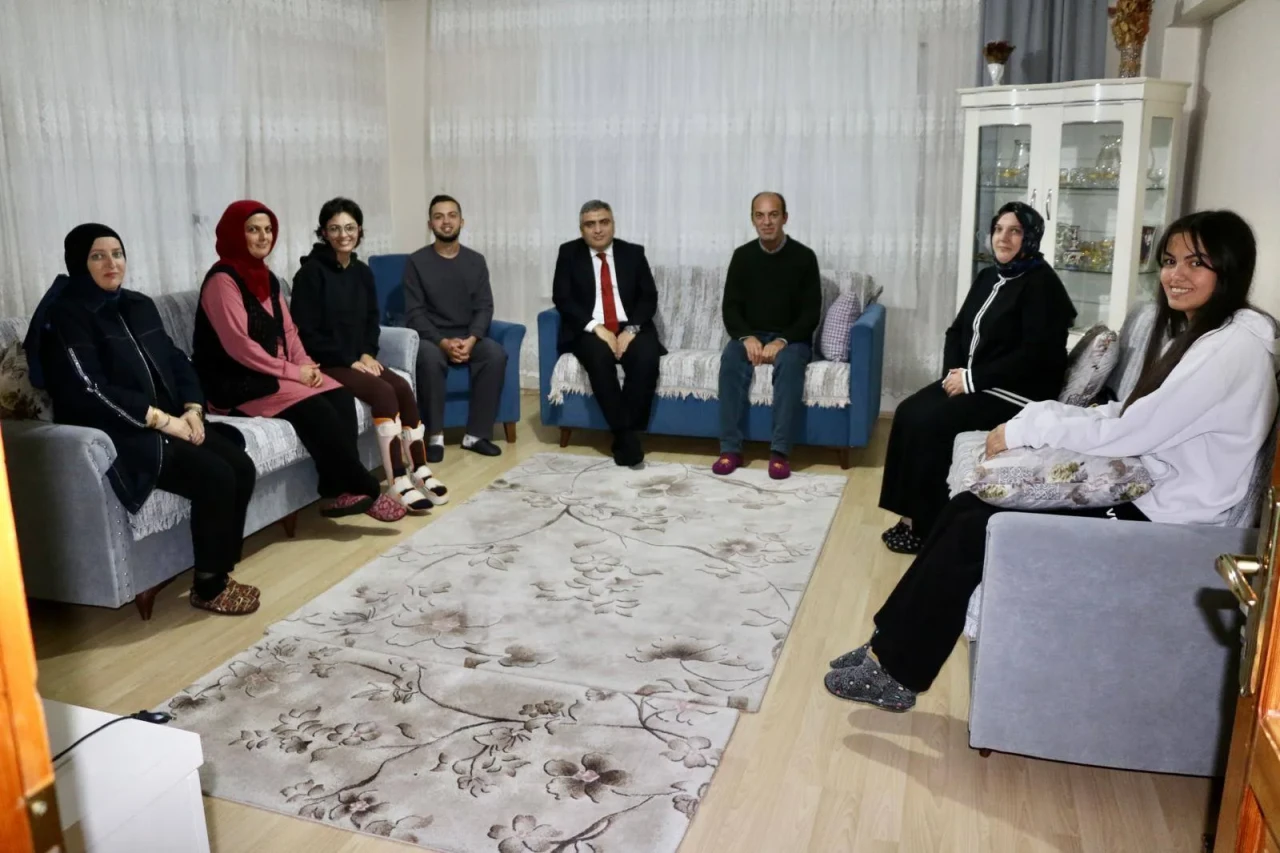 Merzifon’da Dayanışma Günü: Ailelere Anlamlı Ziyaret