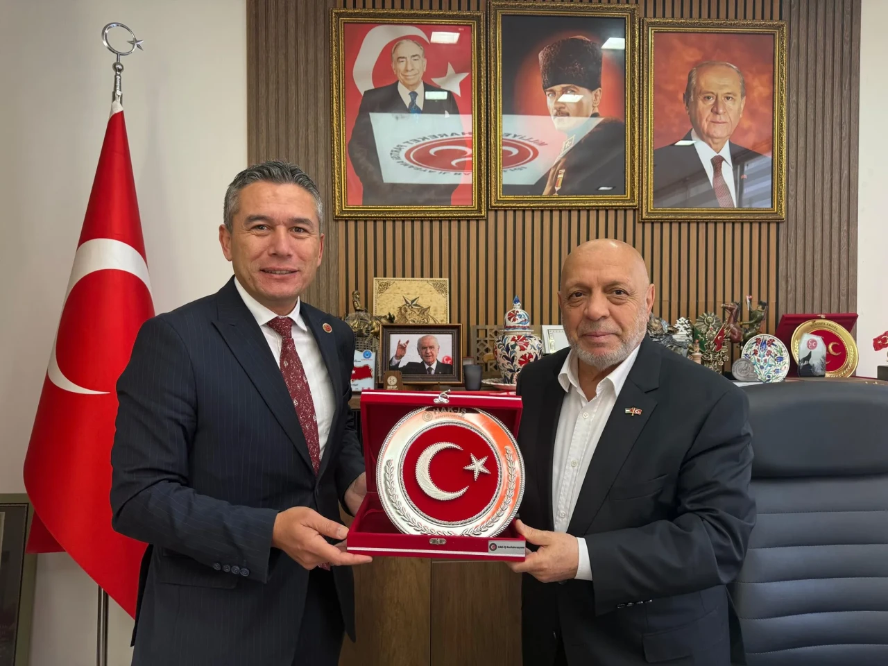 Hak-İş’ten MHP Amasya’ya Ziyaret