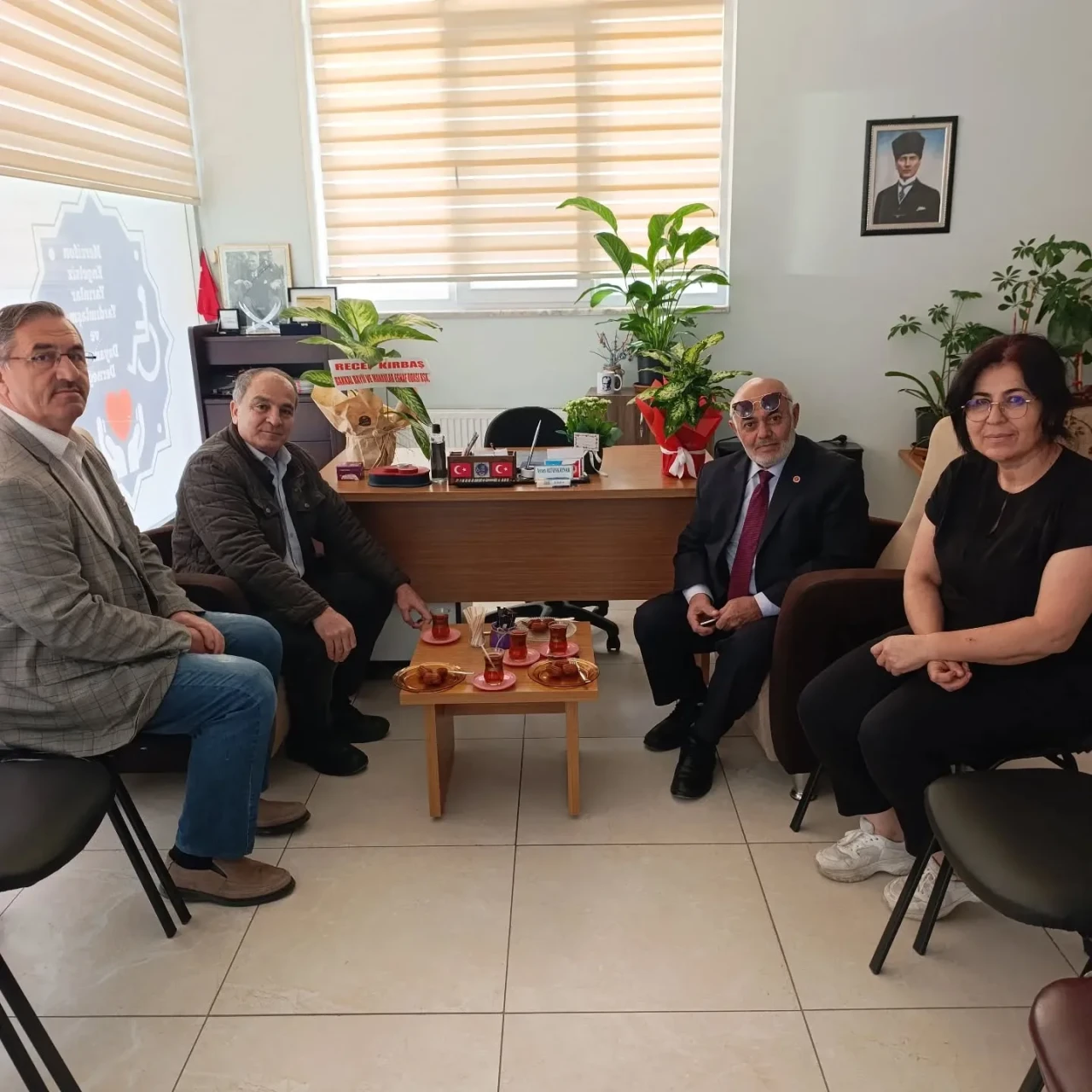 A Parti ve SP’den Engelliler Gününe Özel Ziyaretler