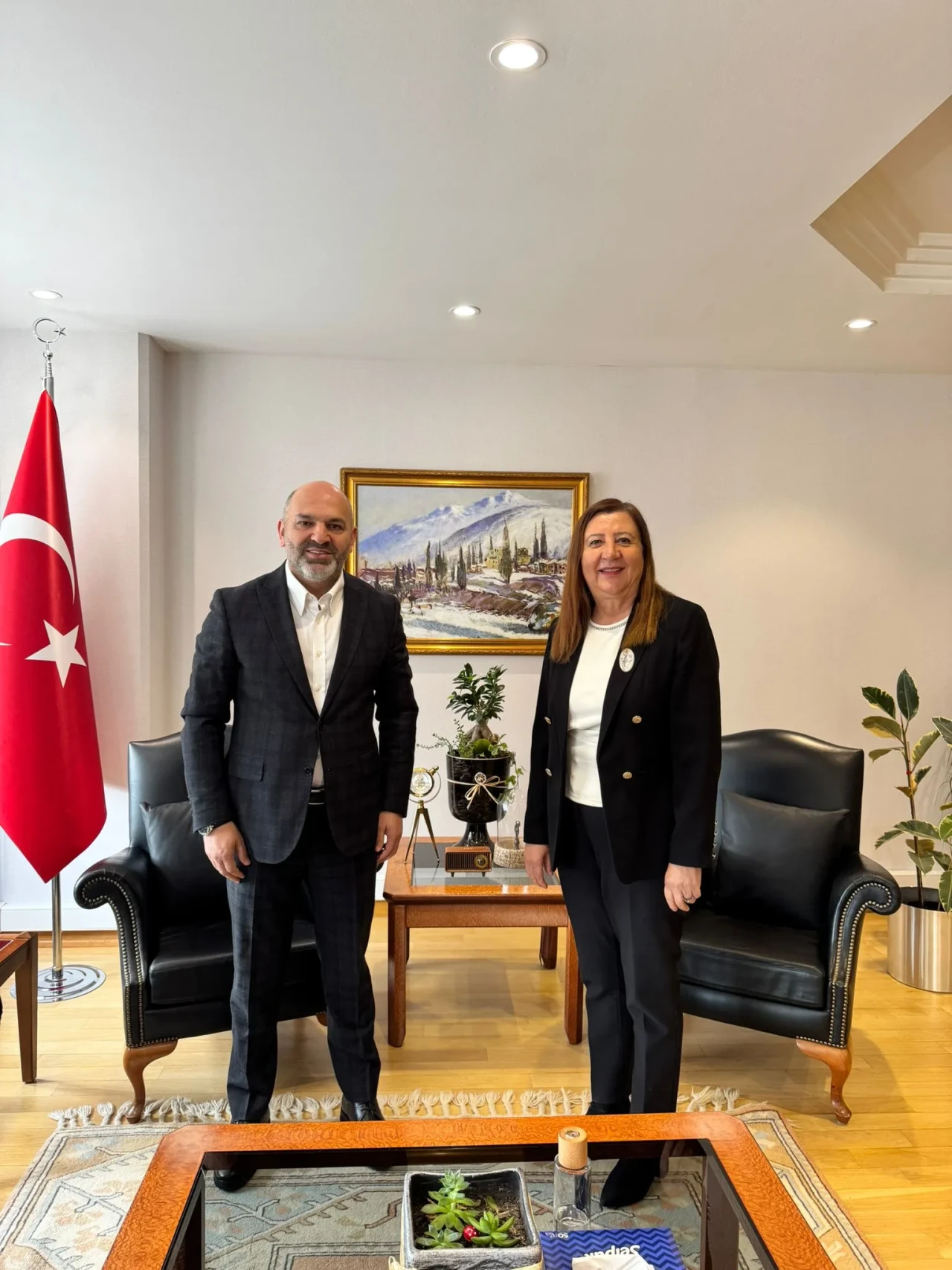 Özyol’dan RTÜK Üyesi Davulcu’ya Tebrik