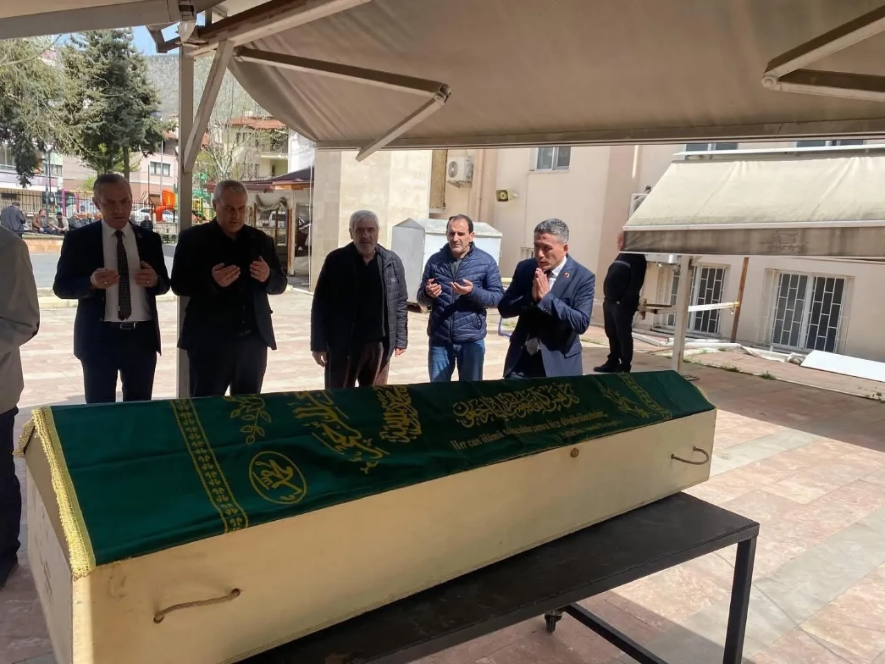 MHP Amasya İl Başkanı Mustafa Akgül, Mehmet Cani Korunç’un Cenazesine Katıldı