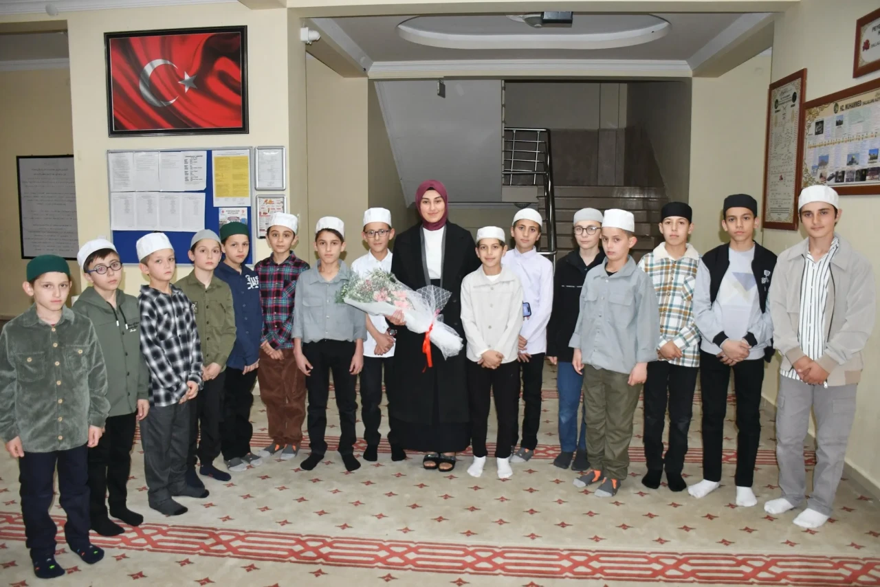 Kaymakam Güneş'ten Hafızlarla İftar