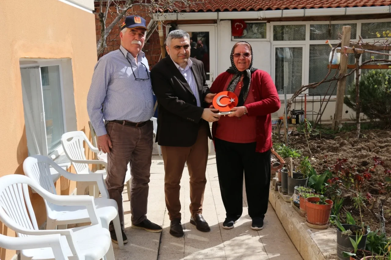 Karaaslan’dan Şehit Ailelerine ve Gazilere Anlamlı Ziyaret