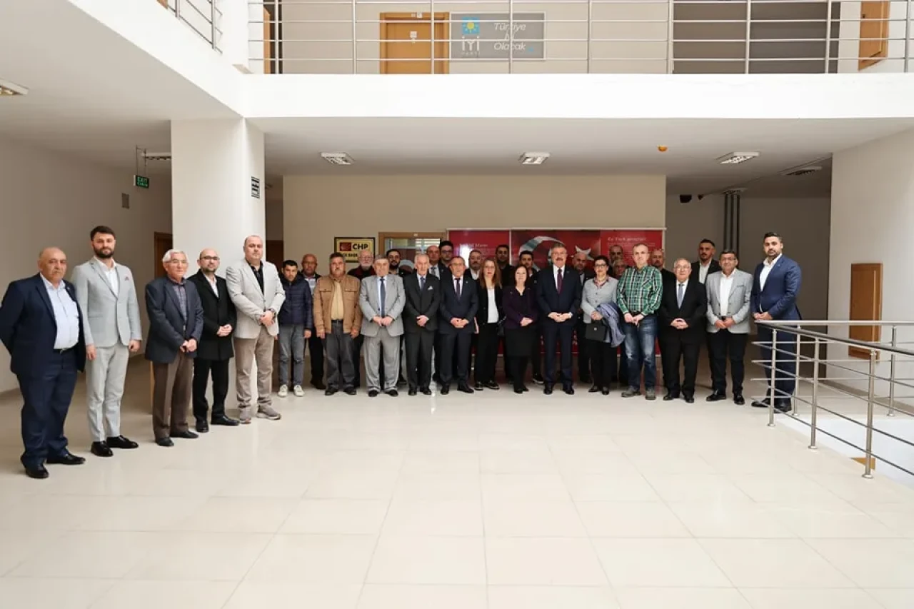 CHP Merzifon’da Bayram Coşkusu