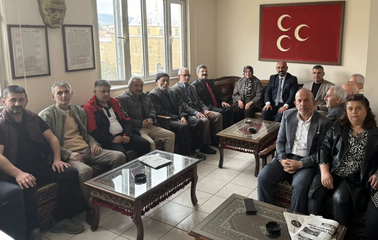MHP Merzifon Teşkilatı Bayram Coşkusunu Birlikte Yaşadı