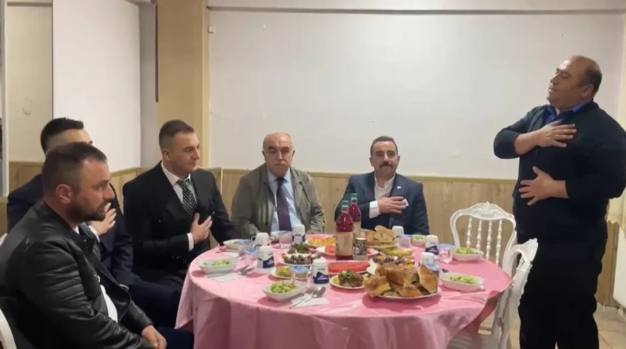 Gençlerden Gönül Sofrası