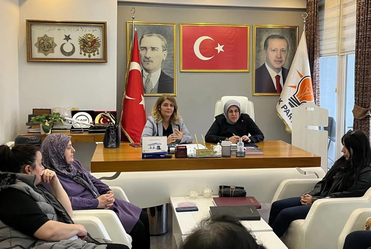 AK Parti Amasya Teşkilatından Merzifon’da Kadın Kolları İstişare Toplantısı