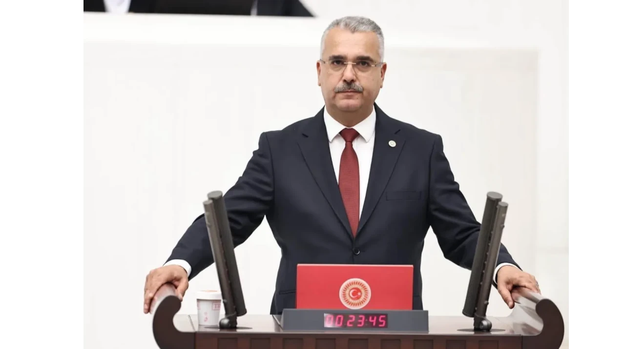 KİRLİ SİYASETİNİZİ LİSELERİMİZE SIÇRATMAYIN ÇORUM HUZUR ŞEHRİ OLARAK KALACAKTIR!