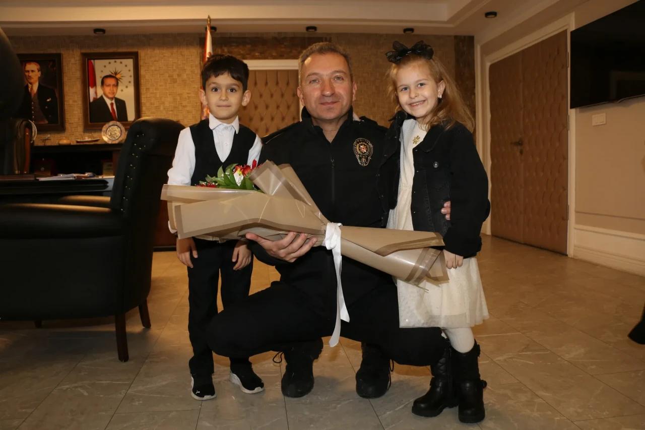 Polis Haftası’nda Miniklerden Anlamlı Ziyaret