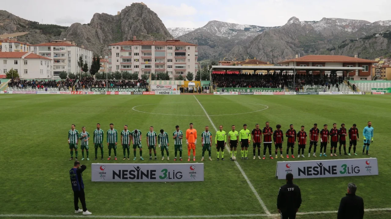 Amasyaspor FK 1 Attı 3 Aldı: 1-0