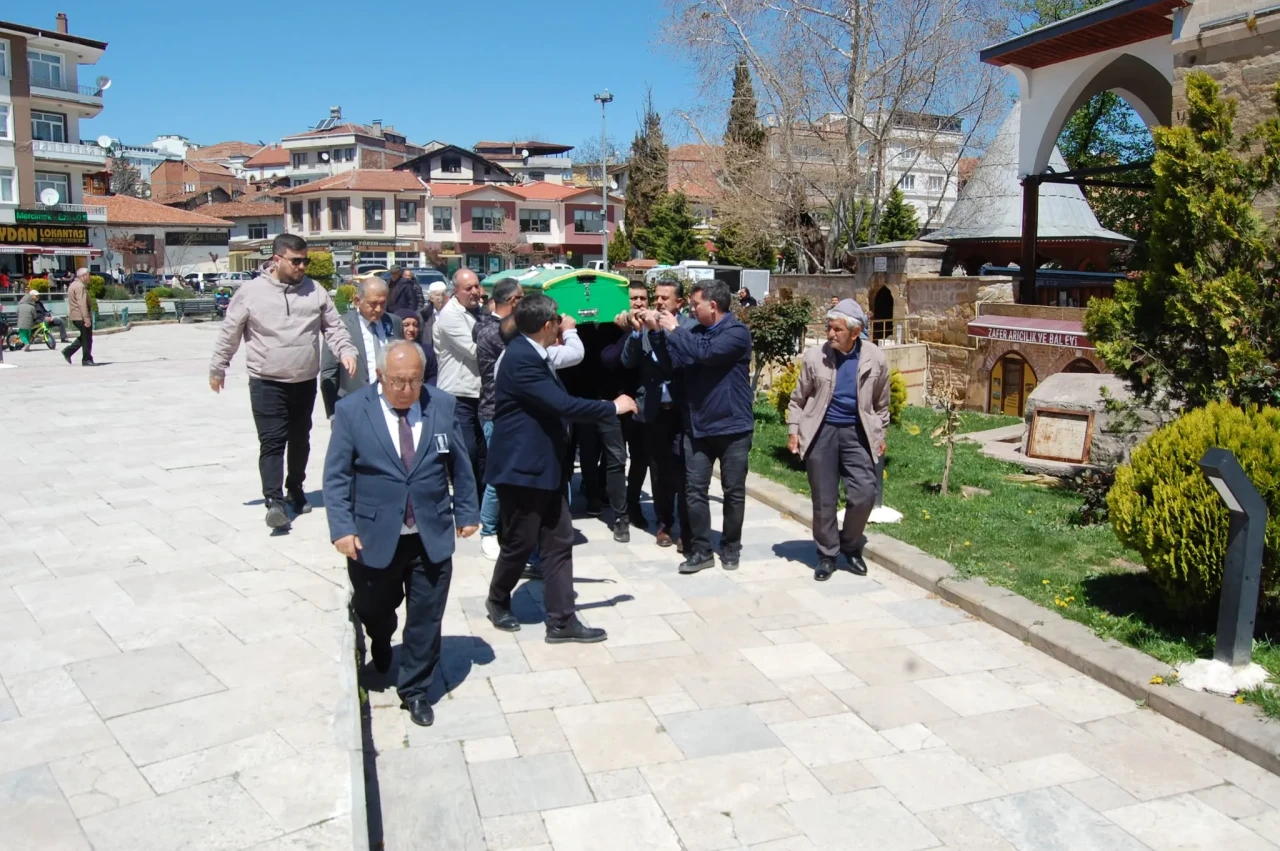 Mehmet Tokan Engin son yolculuğuna uğurlandı