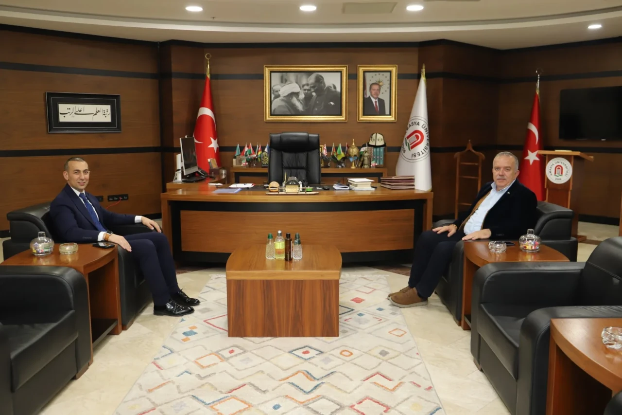 Vali Yardımcısı Dr. Atıf Çiçekli’den Rektör Prof. Dr. Ahmet Hakkı Turabi’ye Ziyaret