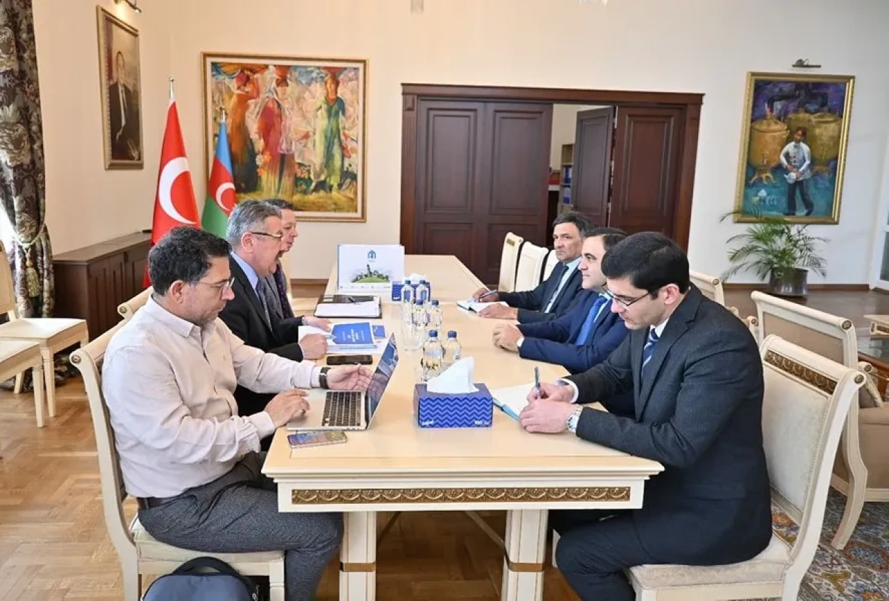 Başkan Kargı’dan Azerbaycan Kültür Merkezi’ne Ziyaret
