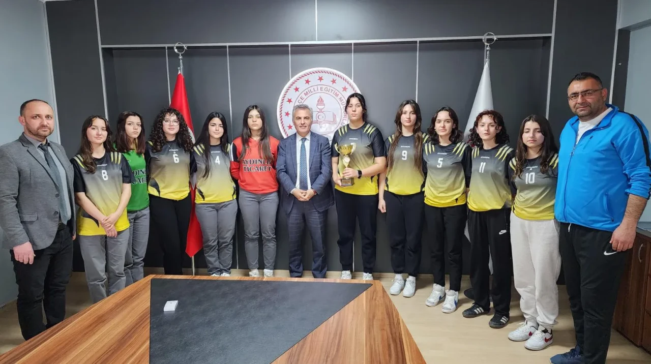 Suluovalı Kızlardan Büyük Başarı