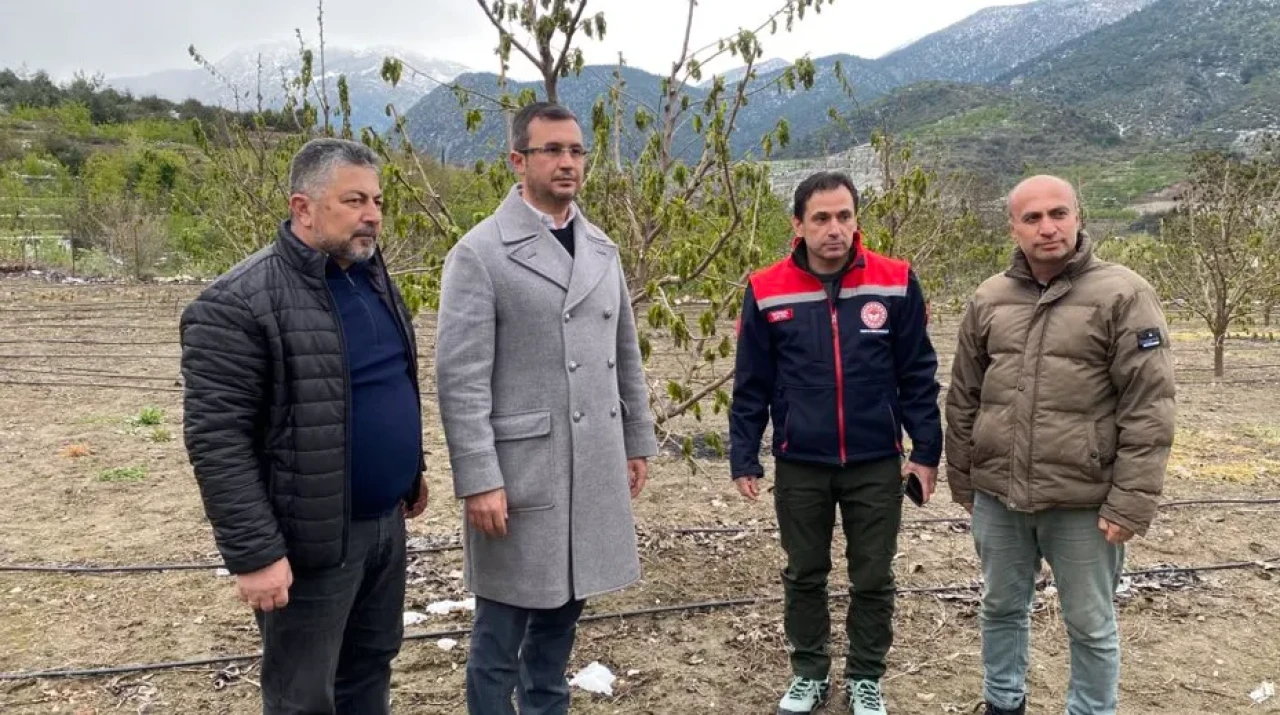 Galip Uzun Sahada: “Çiftçimizin Yanındayız”