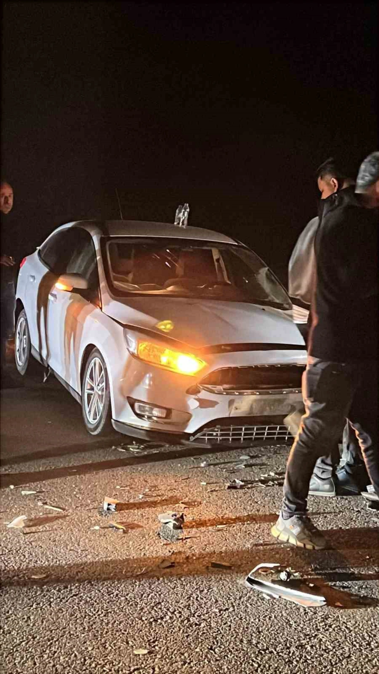 İki araç çarpıştı: 4 yaralı