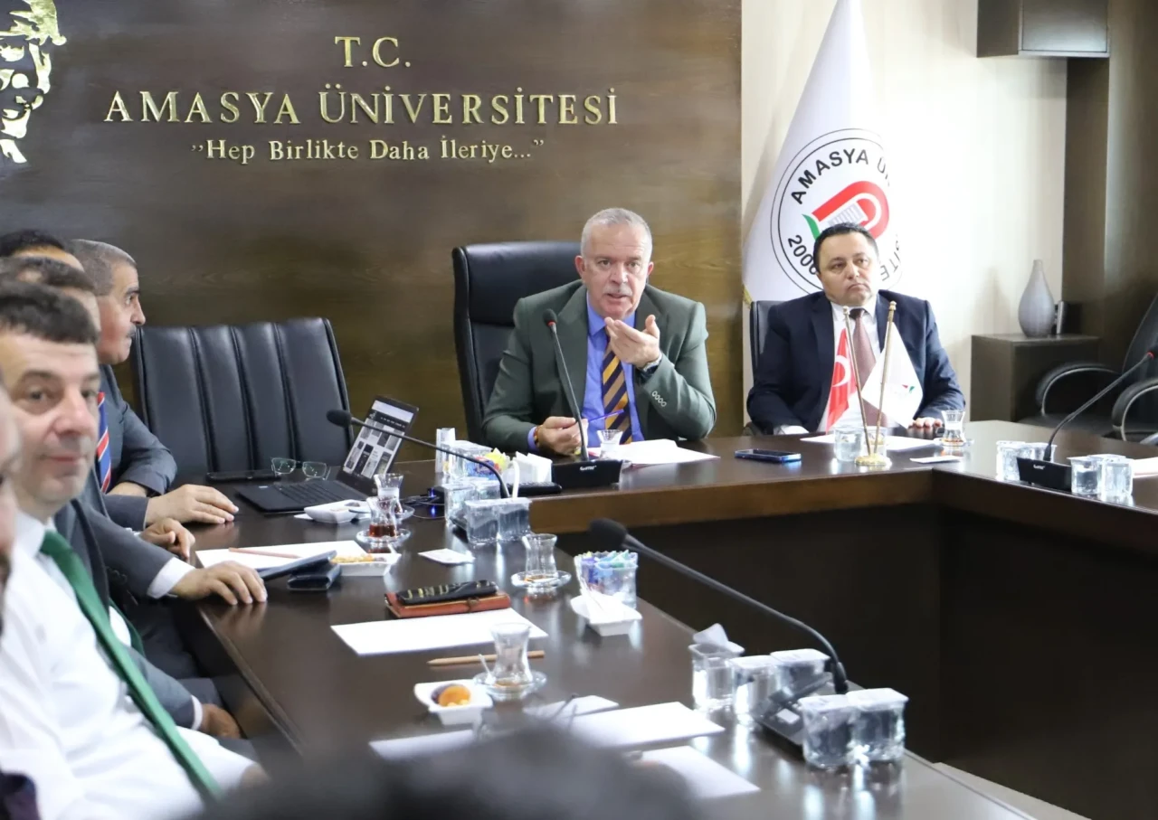 Amasya Üniversitesi’nde Bilimsel Yayıncılık Masaya Yatırıldı