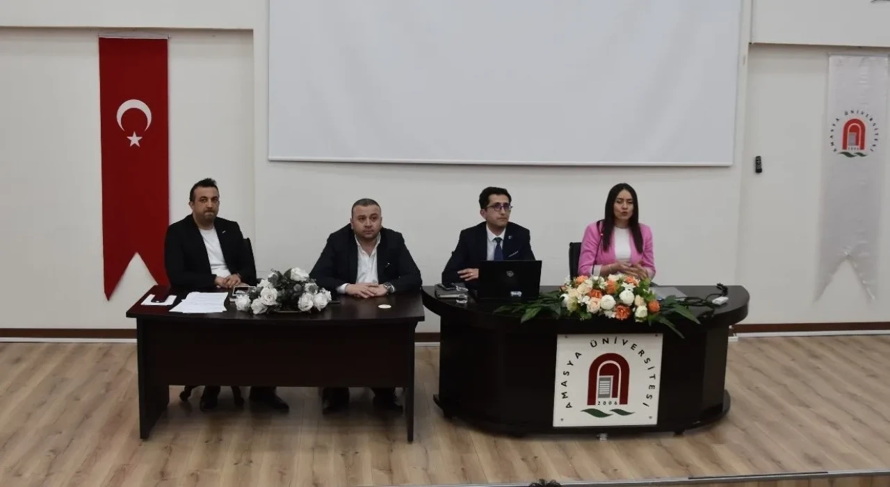 Merzifon MYO’da Belediyecilik ve Kariyer Yolculuğu Konuşuldu