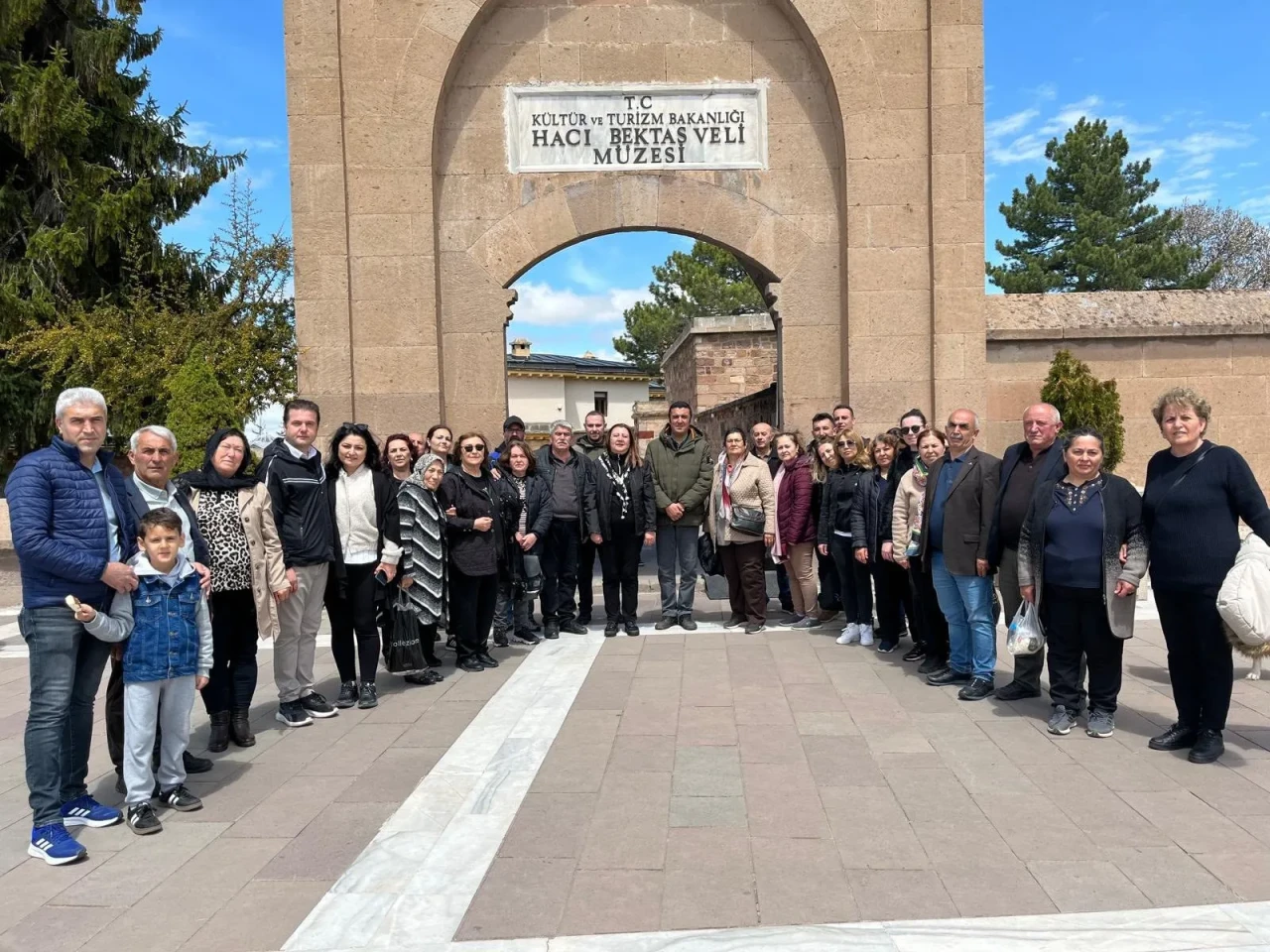 Başkan Zehra Özyol’dan Hacı Bektaş-ı Veli Dergahına Anlamlı Ziyaret
