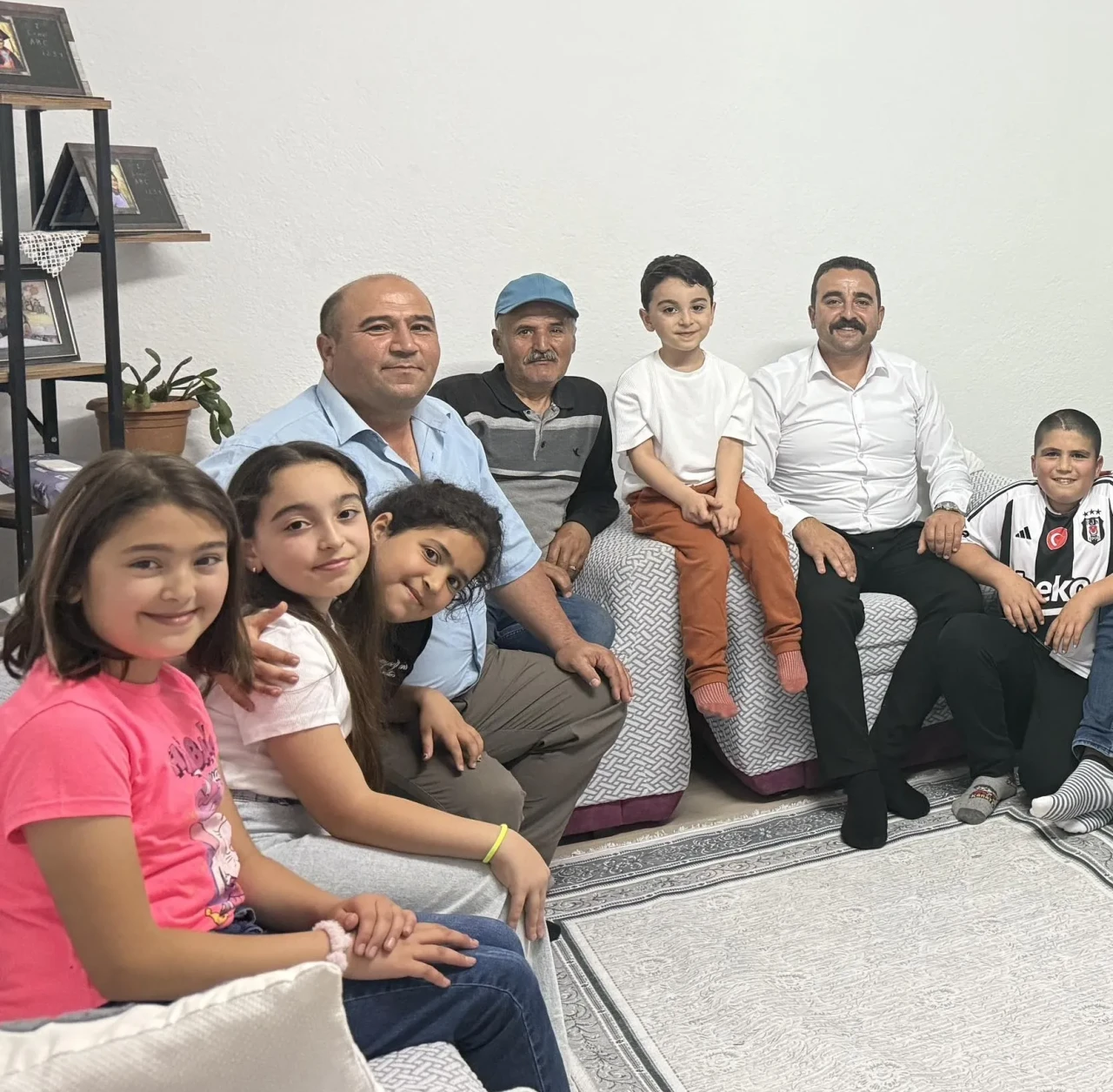 Koçak’tan Çakmak Ailesine Vefa Ziyareti
