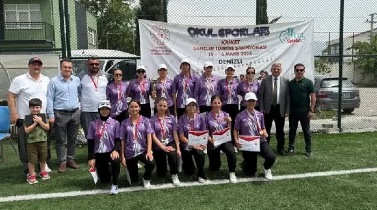 Suluova Şehit Metehan Atmaca Anadolu Lisesi Kız Kriket Takımı Türkiye Şampiyonu Oldu!