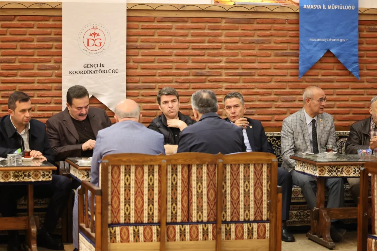 Vali Bakan ve Milletvekili İpek’ten Sabah Namazı Sonrası Halk Buluşması!