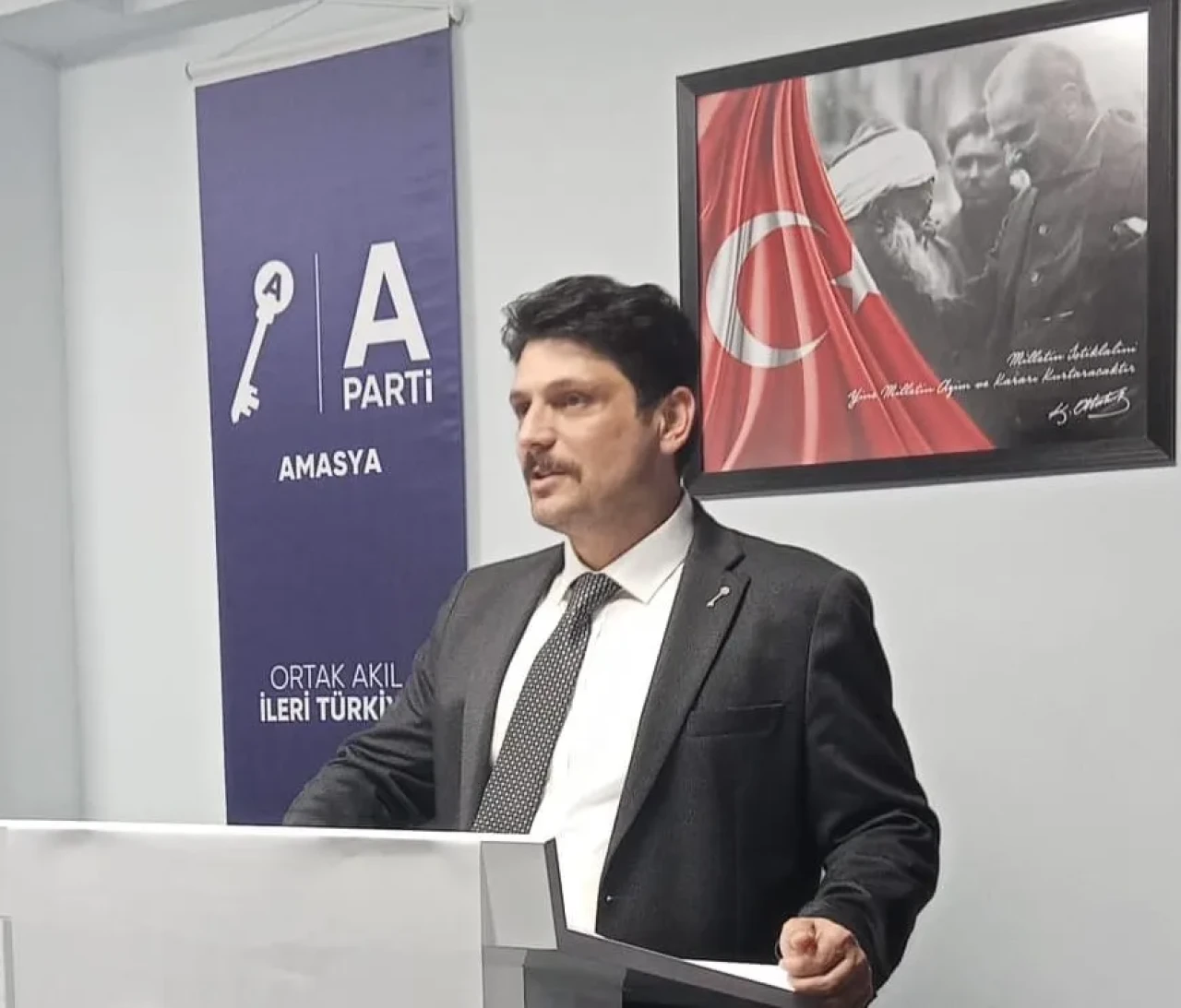 "Referandum Şart, Milletin Onayı Olmadan Adım Atılamaz!"