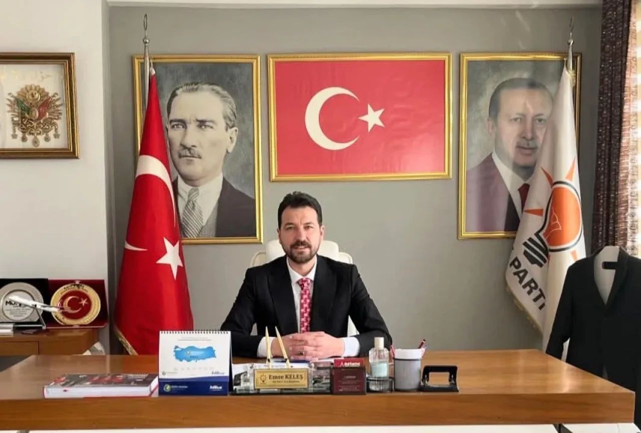 Emre Keleş’ten Kitap Fuarı ve Belediyeye Sert Eleştiri: “Kimin Kafası Karışık?”