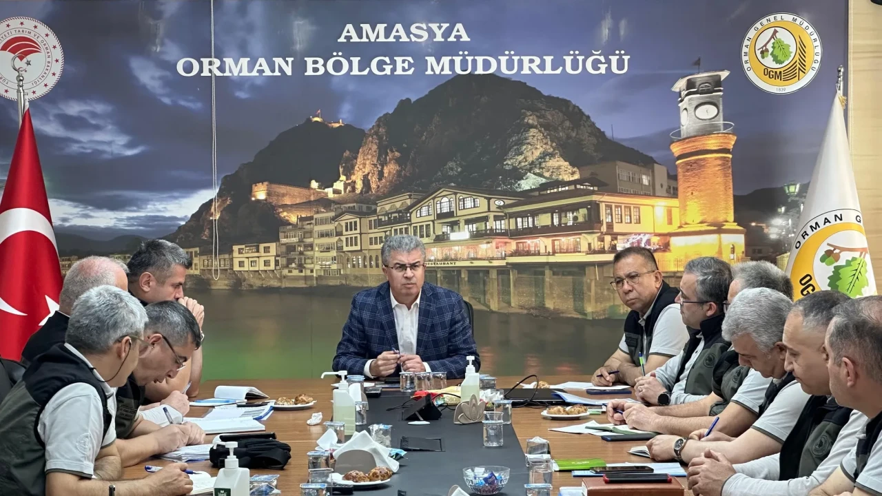 Bölge Müdürü Ferdi Özer Başkanlığında Şube Müdürleri Değerlendirme Toplantısı Yapıldı