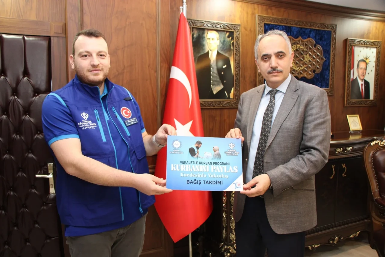 Amasya İl Müftüsü Hamza Bayram Vekaletle Kurbanını TDV’ye Bağışladı