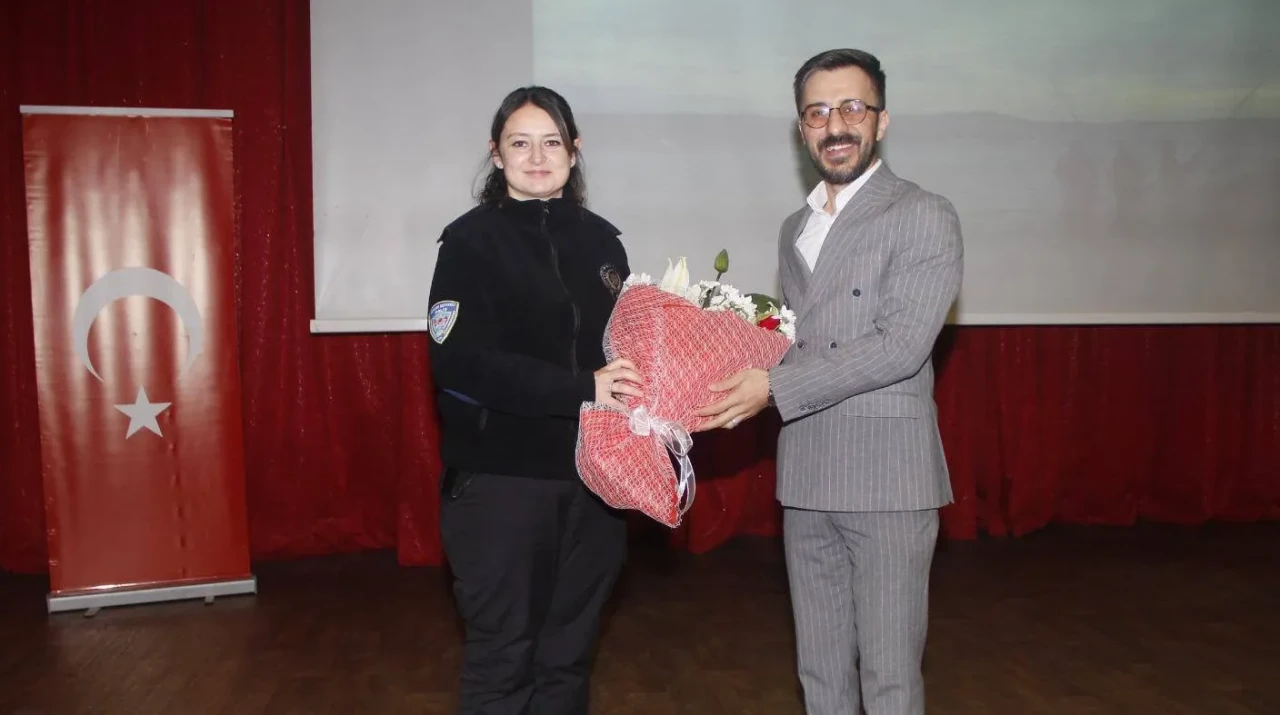 Amasya’da LGS Öğrencilerine Sınav Kaygısı Semineri