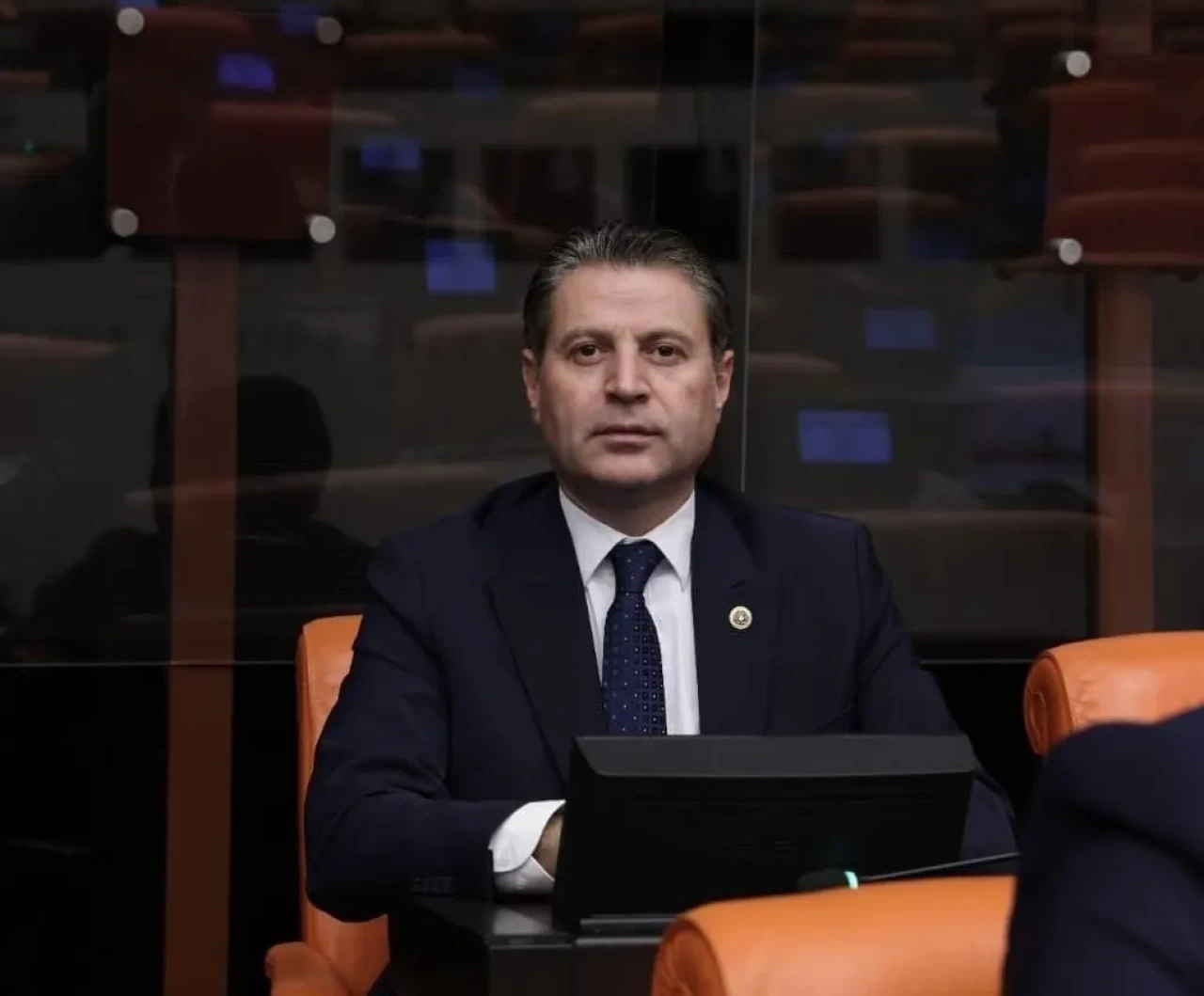 Karagöz’den Anestezi Teknikerleri İçin Atama Tepkisi: “Vicdansızlıkla İşsizliğe Mahkum Ediliyorlar”