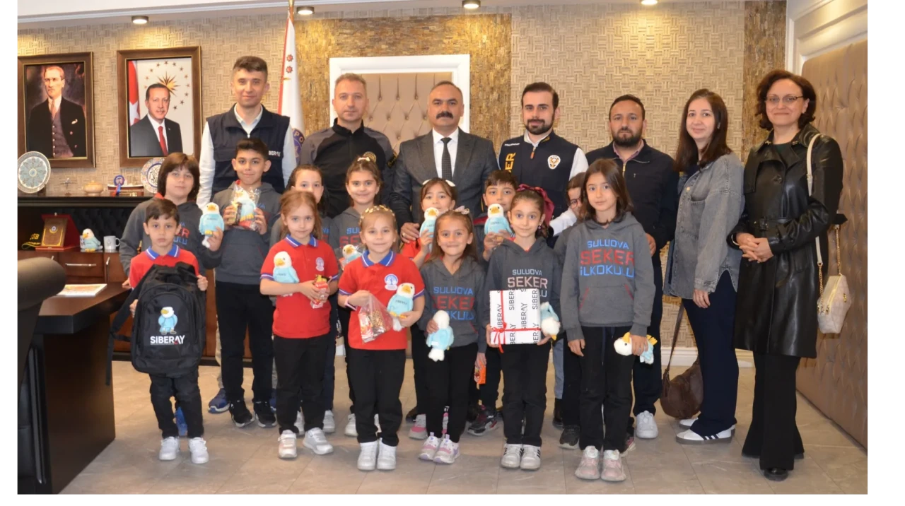 Suluova'nın Yıldızları Dijital Tehlikeye Işık Tuttu!