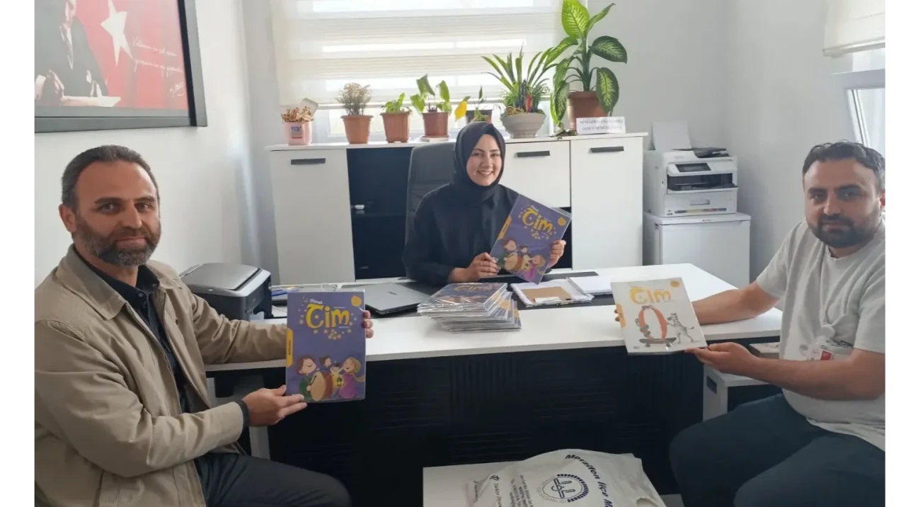 Merzifon Müftülüğü’nden Kreş Ziyareti: Miniklere CİM Dergisi Hediye Edildi