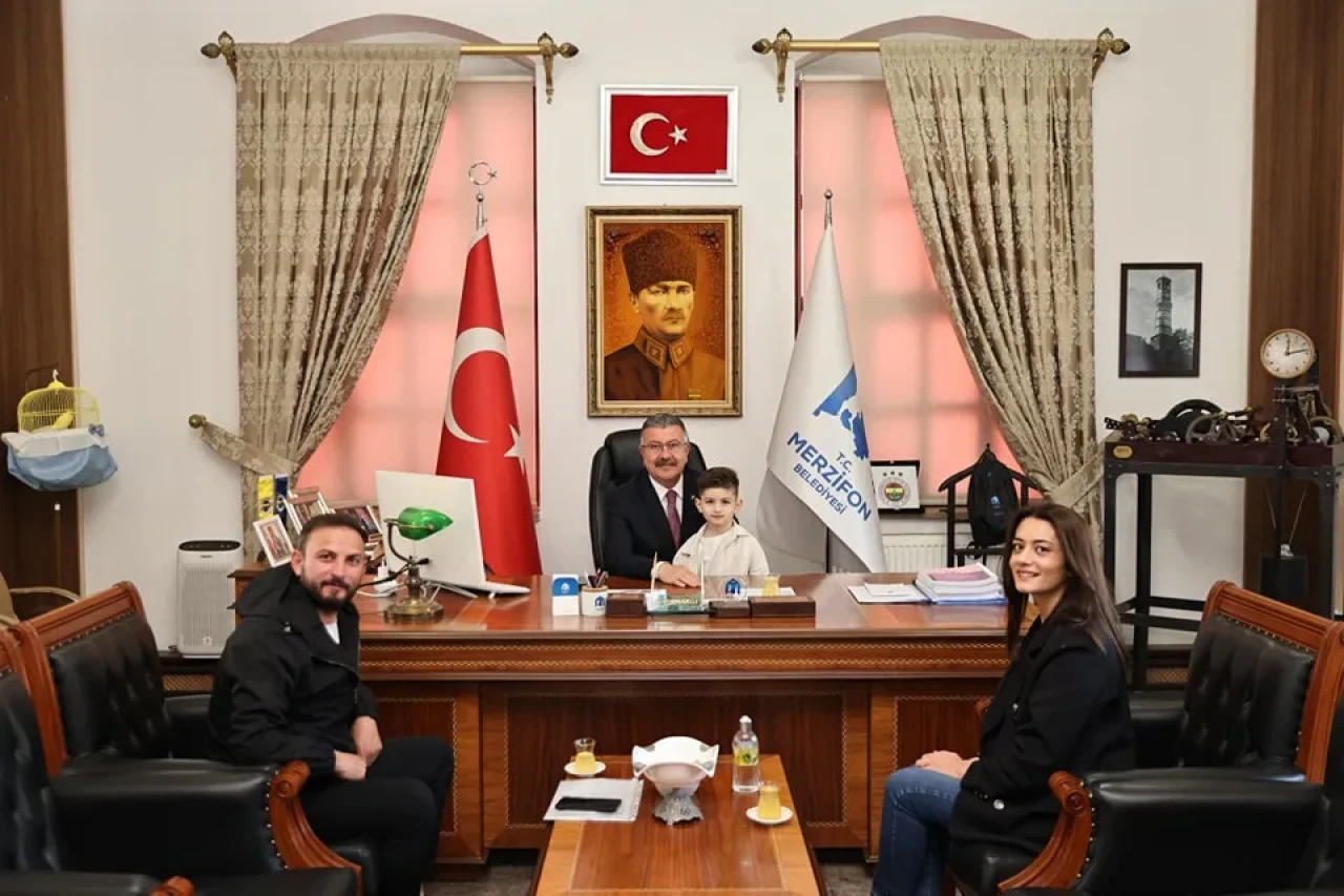 Başkan Kargı’ya Aile Ziyareti: Meclis Üyesi Bayraktar’dan Nezaket Buluşması