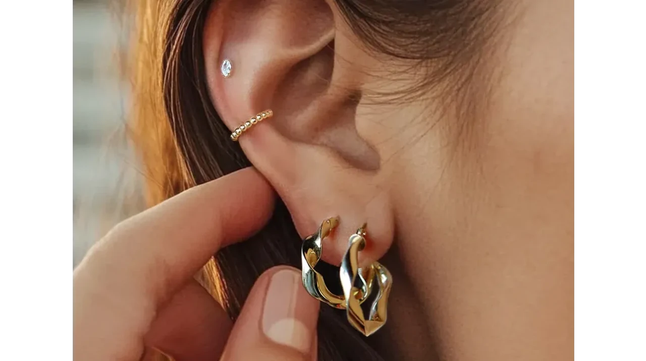 Altın ve Pırlanta Piercingler Trend Oluyor: Geleneksel Takılar Yerini Modern Tasarımlara Bırakıyor