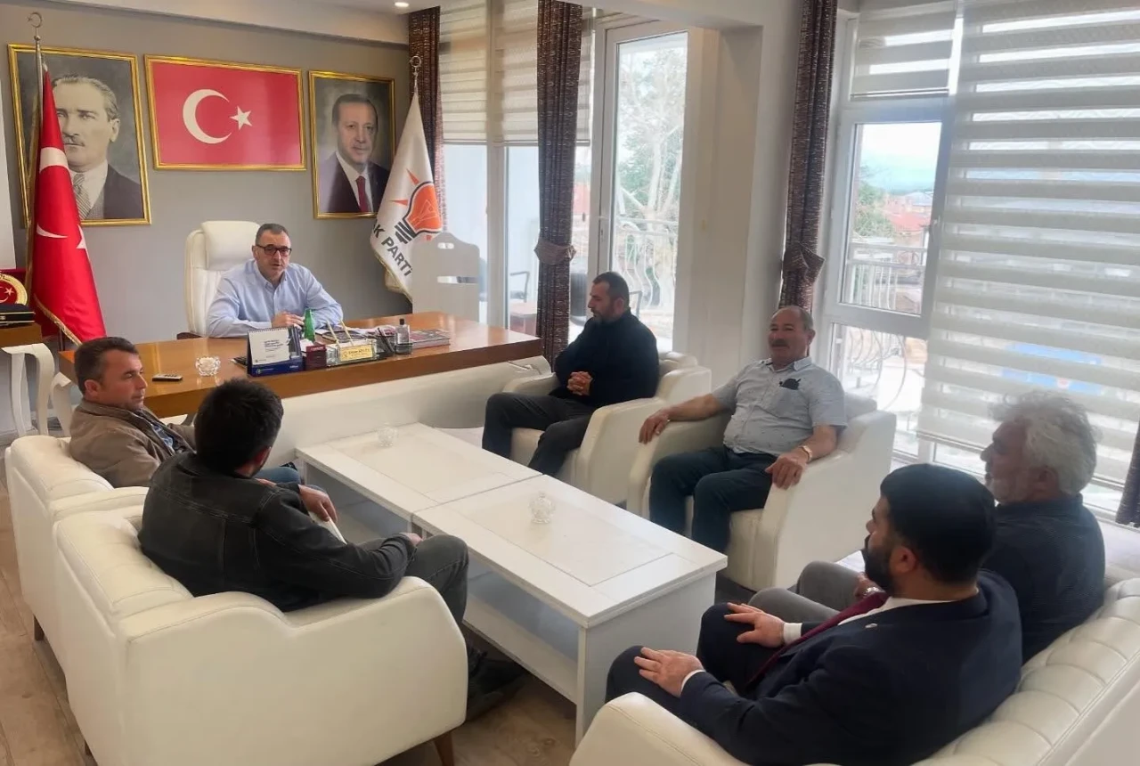 Muhtarların Talepleri Dinlendi: AK Parti Merzifon Teşkilatı'nda Hizmet Odaklı Buluşma