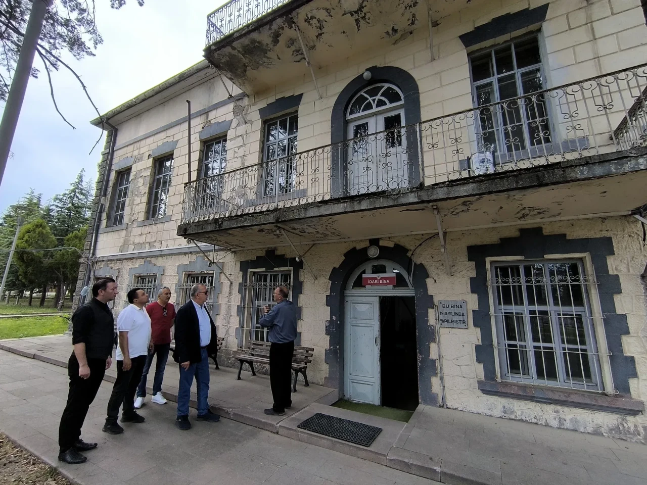 Rektör Turabi’den Merzifon MYO’ya Ziyaret: Eğitim Kalitesi İçin Kararlılık Mesajı