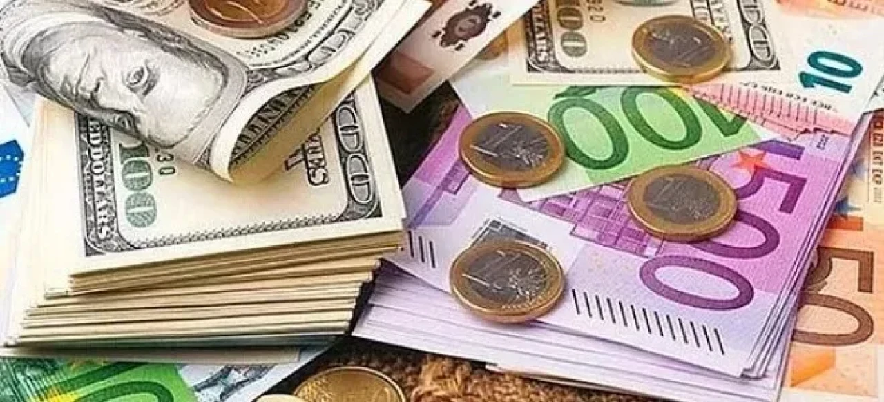 Piyasalarda Tansiyon Yüksek: Altın ve Dövizde Dalgalı Seyir Devam Ediyor!
