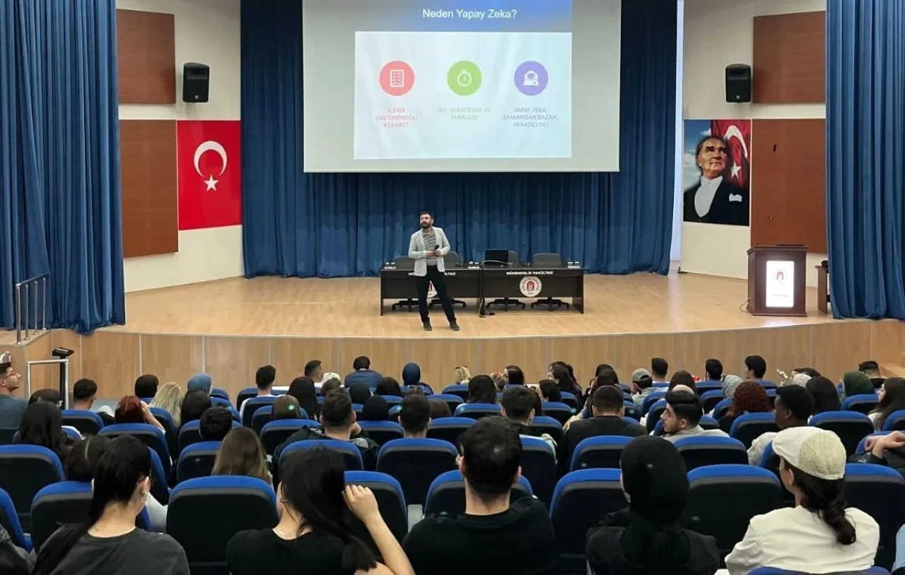 Amasya Üniversitesi’nde “Yapay Zeka ile İçerik Üretimi” Konferansı Düzenlendi