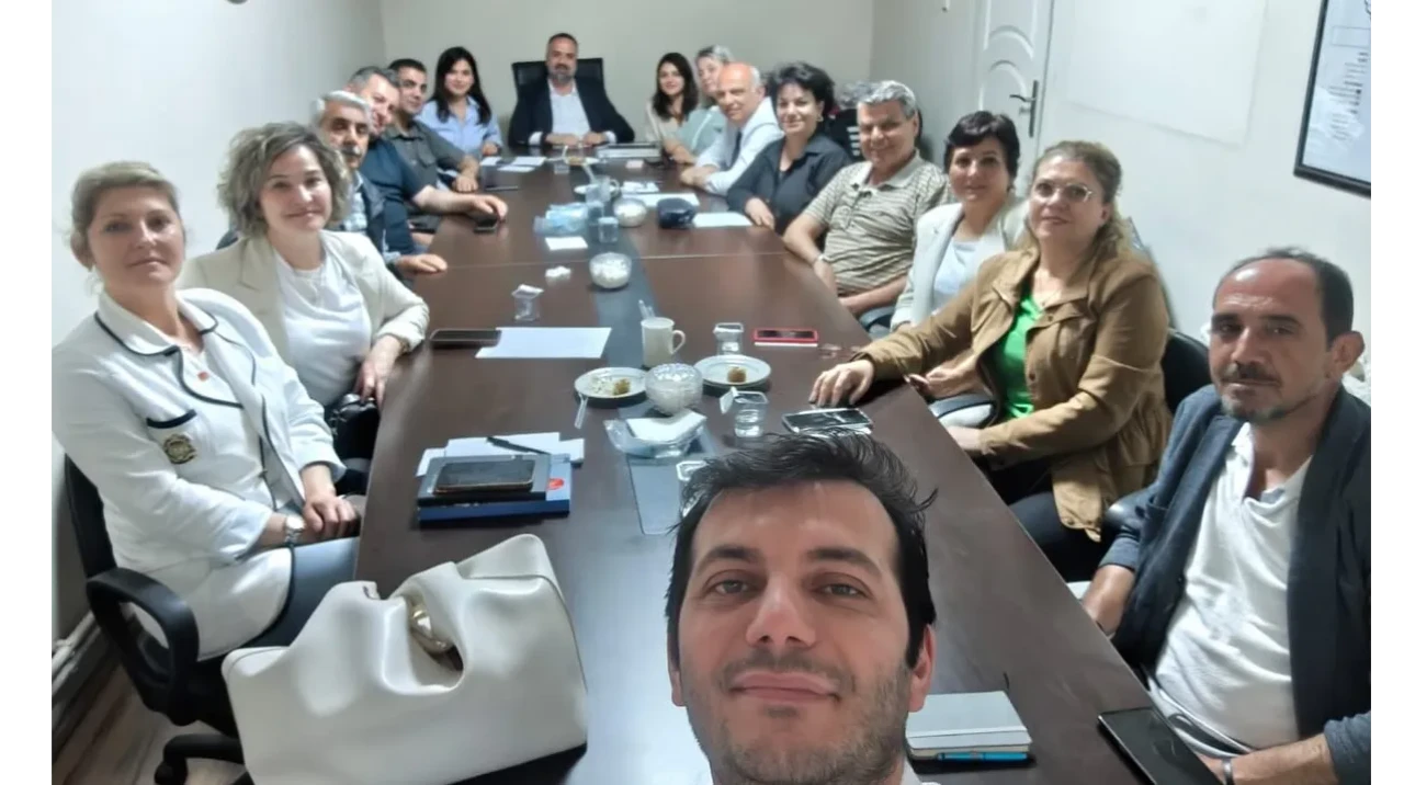 CHP Amasya İl Başkanlığı Olağan Yönetim Kurulu Toplantısını Gerçekleştirdi