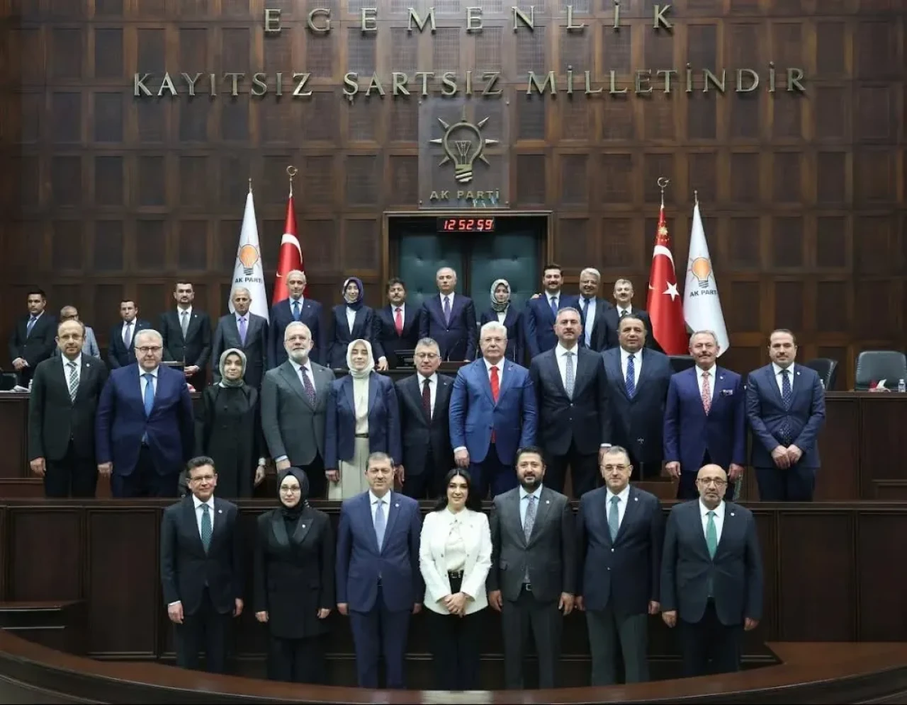 Çilez Güven Tazeledi: AK Parti Grup Yönetimi’nde Yeni Dönem