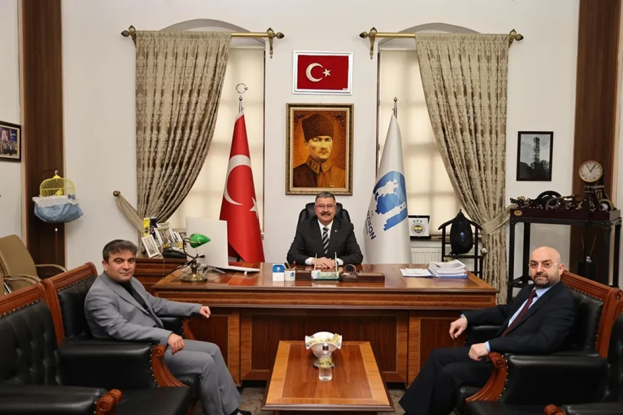 Merzifon Belediyesi’nde Samimi Ziyaretler