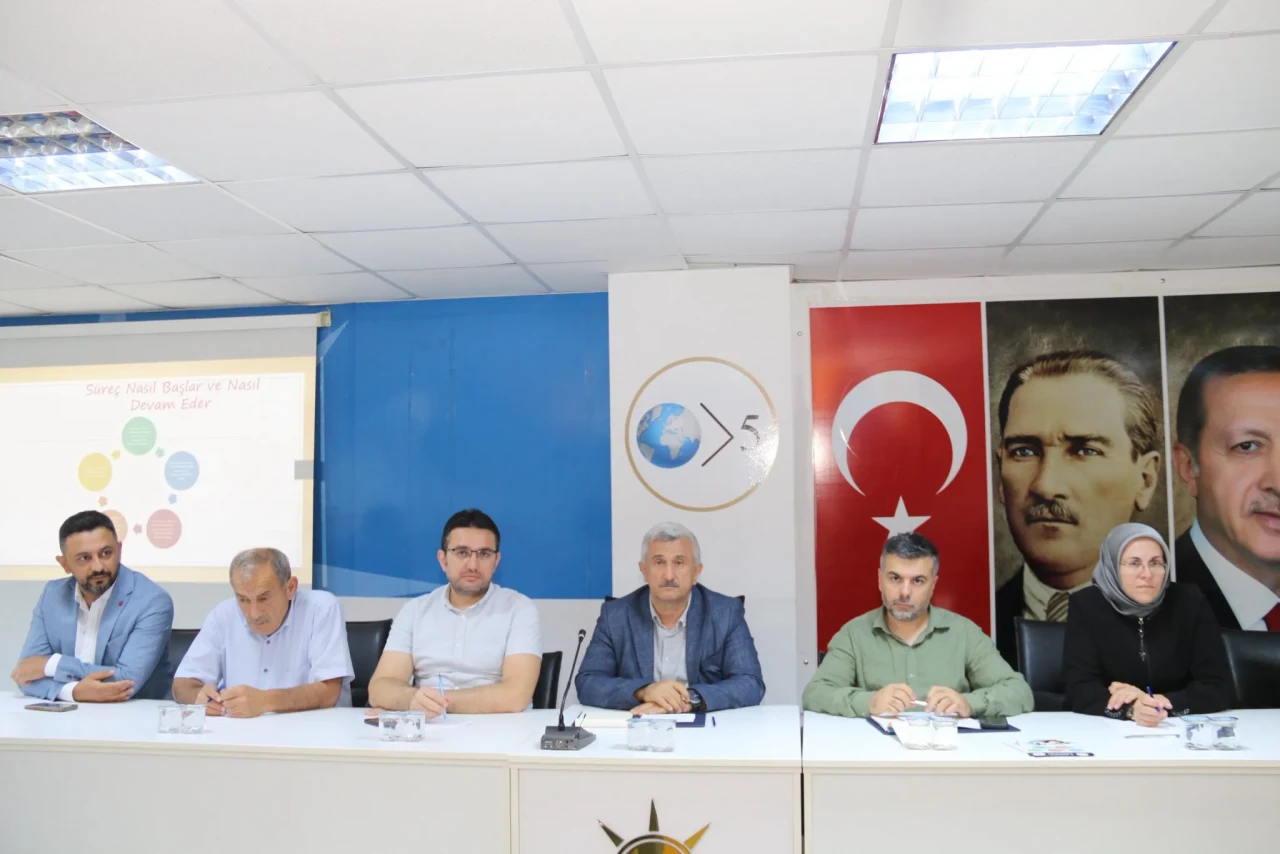 AK Parti Amasya İl Başkanlığı’ndan Haftalık Olağan Yönetim Kurulu Toplantısı
