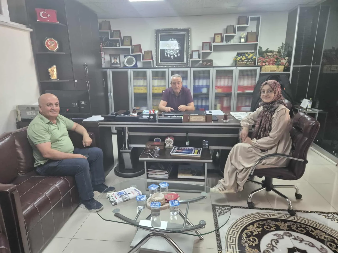 Can Ailesinden İnternet Haber Merkezi’ne Nezaket Ziyareti