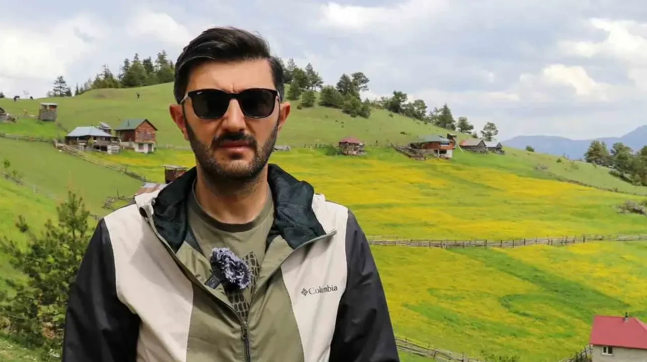 3 bin kilometreden gelip memleketini tanıtıyor