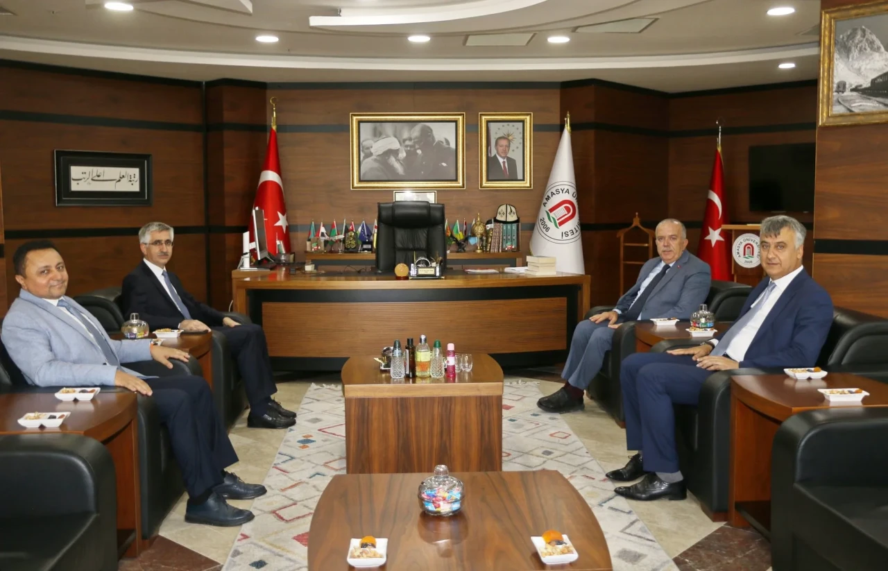 Bakan Yardımcısı Nazif Yılmaz’dan Amasya Üniversitesi Rektörü Prof. Dr. Ahmet Hakkı Turabi’ye Ziyaret