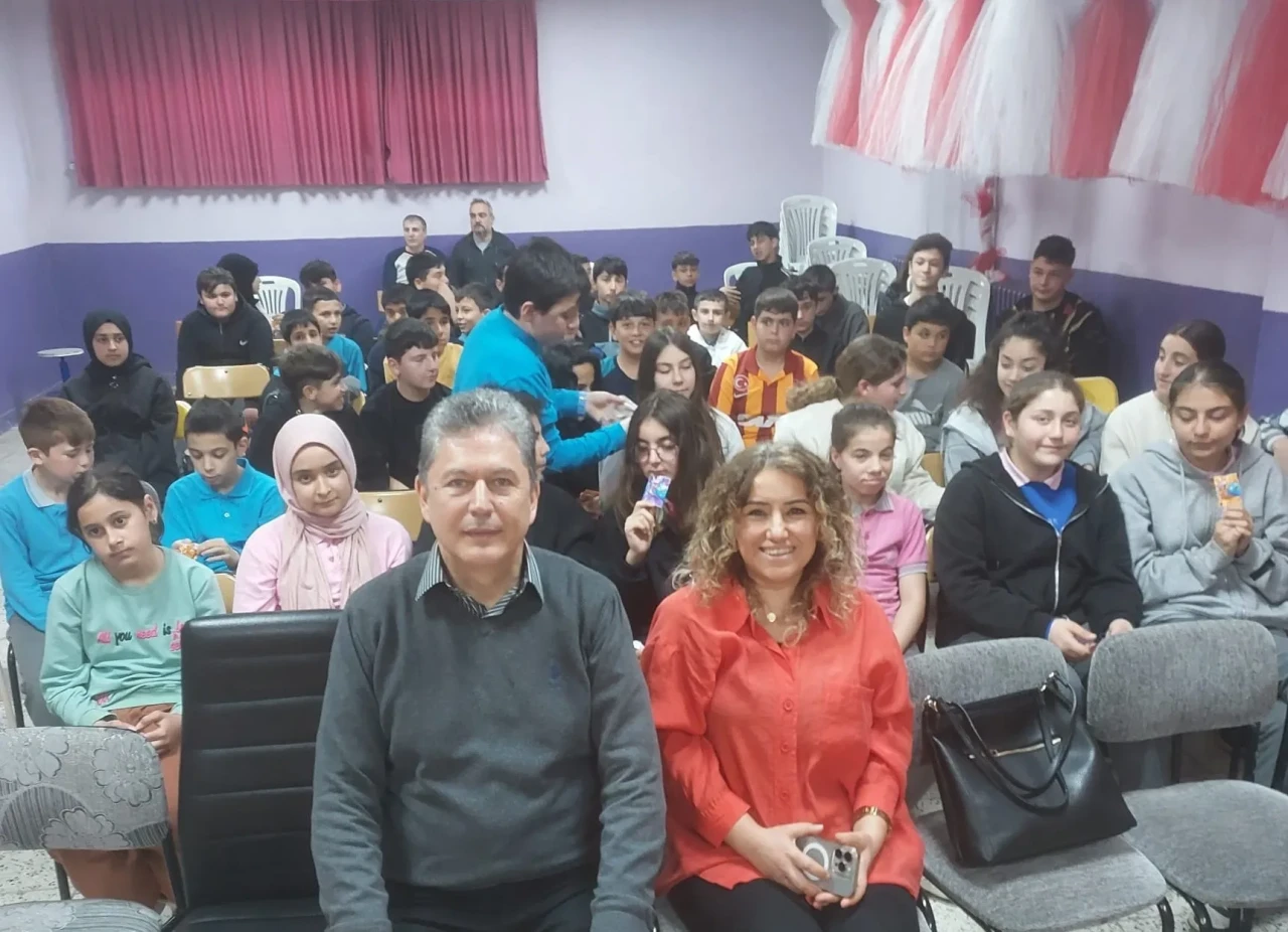 Suluova’da İklim Değişikliği Söyleşisi: Dr. Şenol Toprak’tan Öğrencilere Bilinçlendirme Dersi