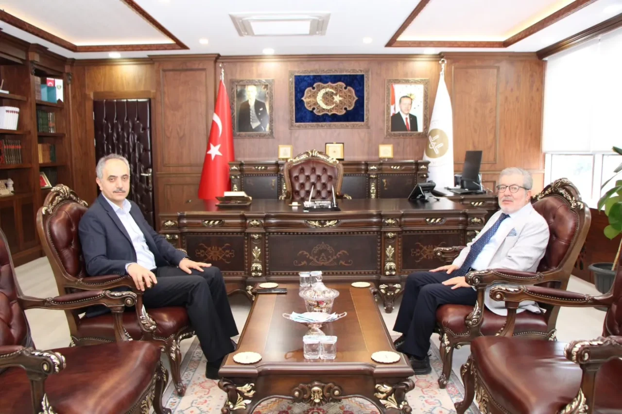 Din İşleri Yüksek Kurulu Uzmanı Akbaş, Amasya İl Müftüsü Bayram’ı Ziyaret Etti
